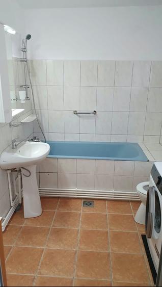 Apartament nedecomandat în Eroii Revoluției