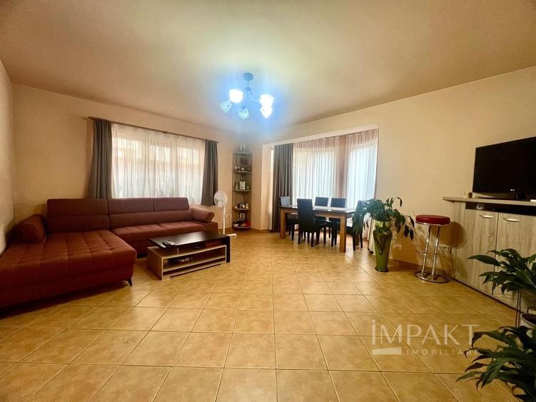 Casă individuală cu 6 camere semidecomandat cu Canalizare în Gheorgheni