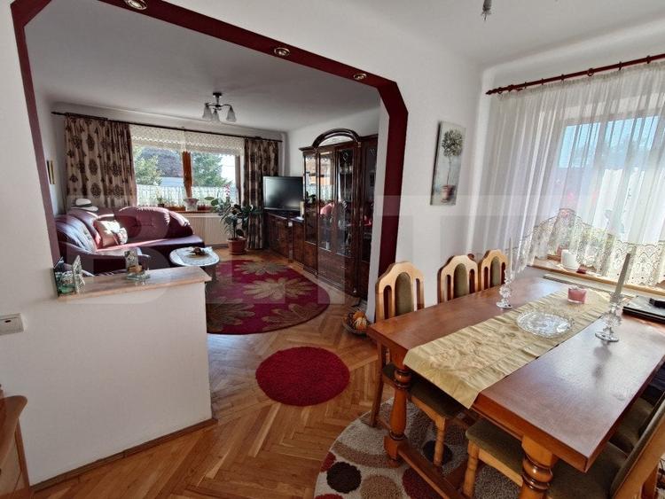 Casă individuală cu 6 camere cu Teren 300 Mp în Codlea