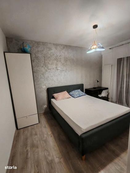 Apartament cu 3 camere decomandat în Sud