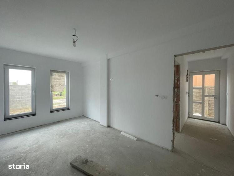 Casă cu 4 camere cu Teren 232 Mp în Central