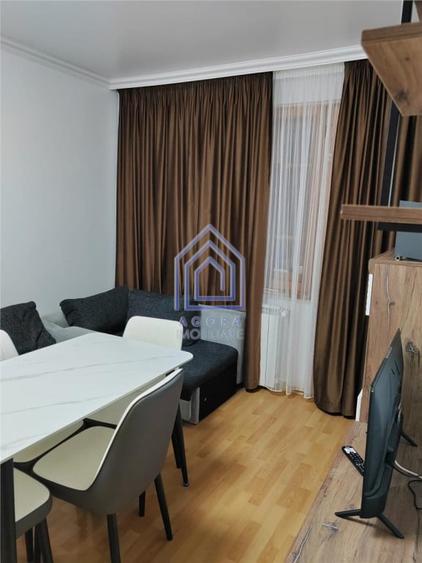 Apartament cu 2 camere semidecomandat în Ultracentral