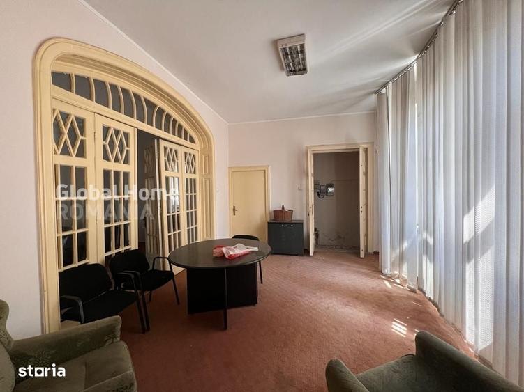 Casă cu 4 camere în Unirii