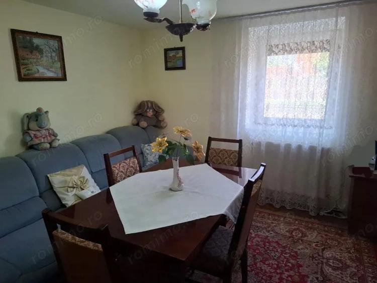 Casă cu 5 camere cu Teren 812 Mp în Central