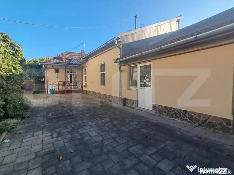 Casa ?i cladire fosta brutarie cu garaj, teren 403 mp Z - 3