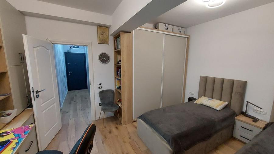 Apartament cu 3 camere, mobilat în Ovidiu
