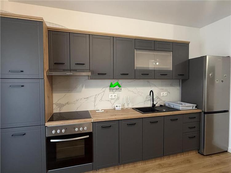 Apartament cu 3 camere decomandat în Hipodrom 3