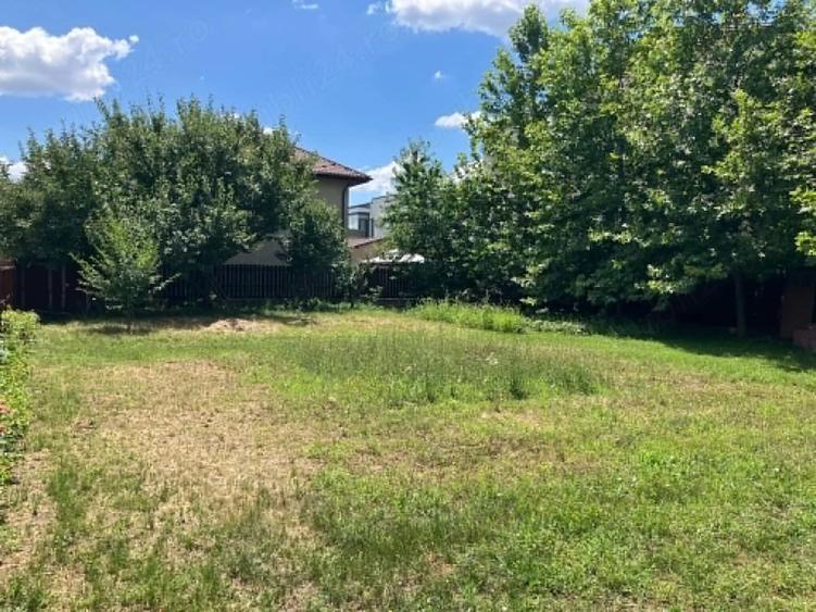 Teren de 632 mp, în Odăile
