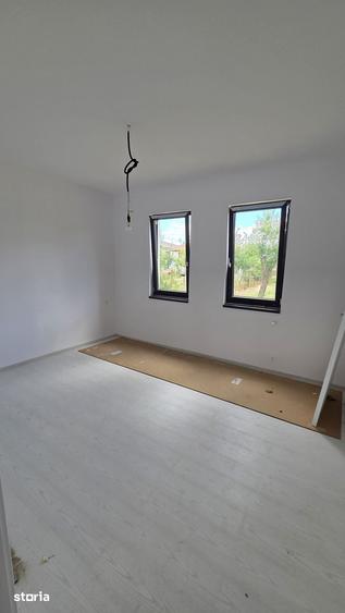 Casă cu 3 camere cu Teren 800 Mp în Viile Satu Mare