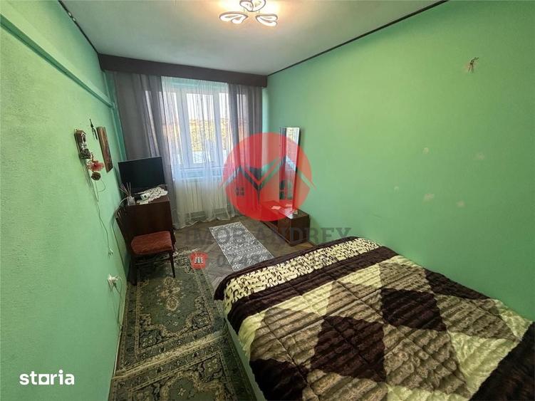Apartament cu 2 camere decomandat în Central