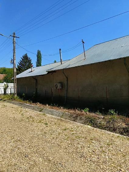 Casă cu Teren 1100 Mp în Ștorobăneasa
