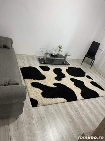 Apartament cu 2 camere semidecomandat în Aradului