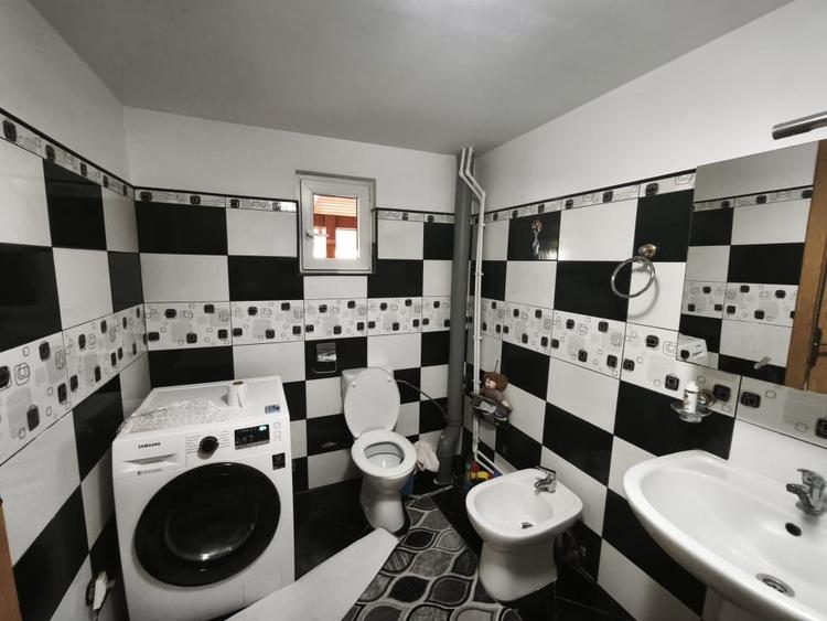 Duplex cu 2 camere cu Canalizare în Exterior Nord