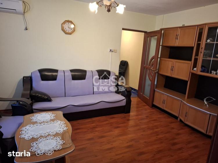 Apartament cu 2 camere în Micro 6