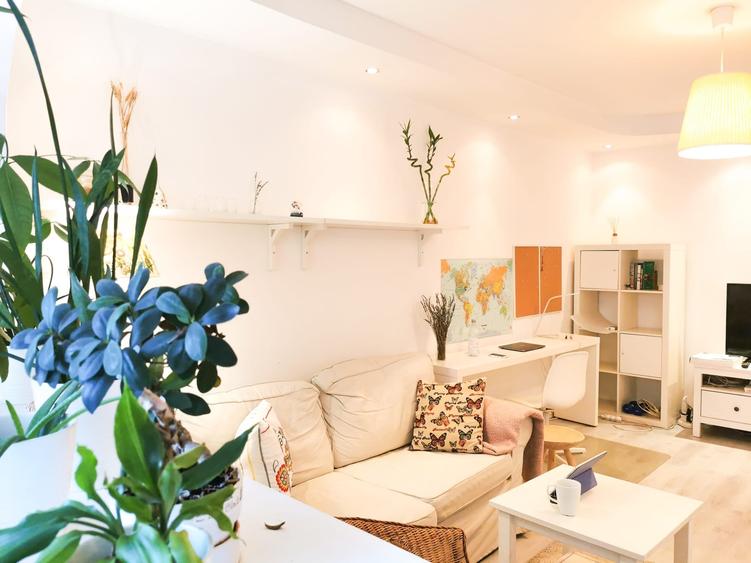 Apartament cu 2 camere semidecomandat, mobilat în Tineretului