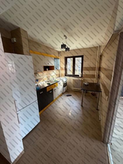 Apartament cu 2 camere decomandat în Berceni