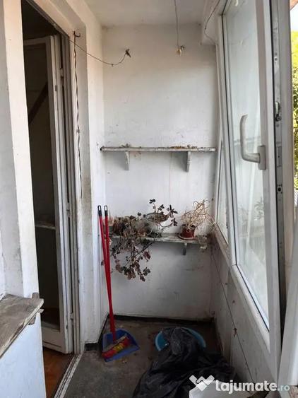 Apartament cu 2 camere decomandat în Cantemir