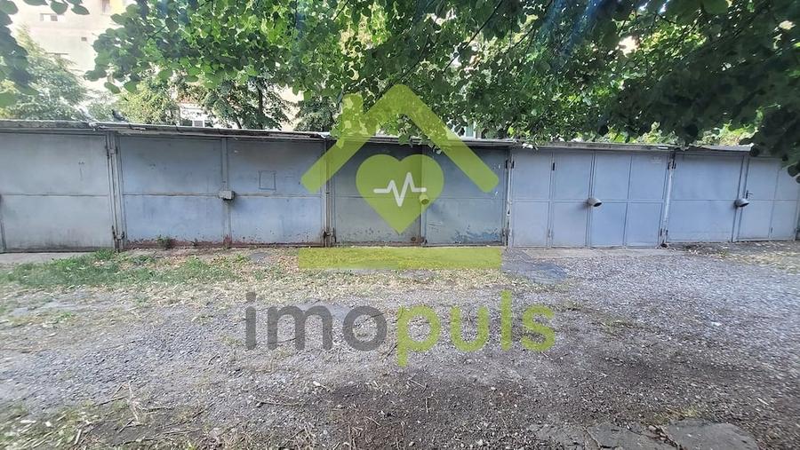 Apartament cu 3 camere semidecomandat în Dâmbovița
