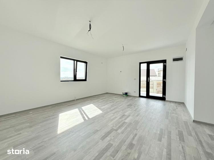 Casă cu 3 camere cu Teren 215 Mp în Lumina