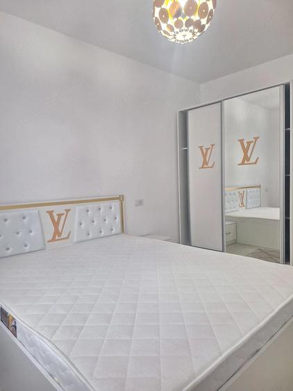 Apartament cu 2 camere decomandat în Exterior Vest