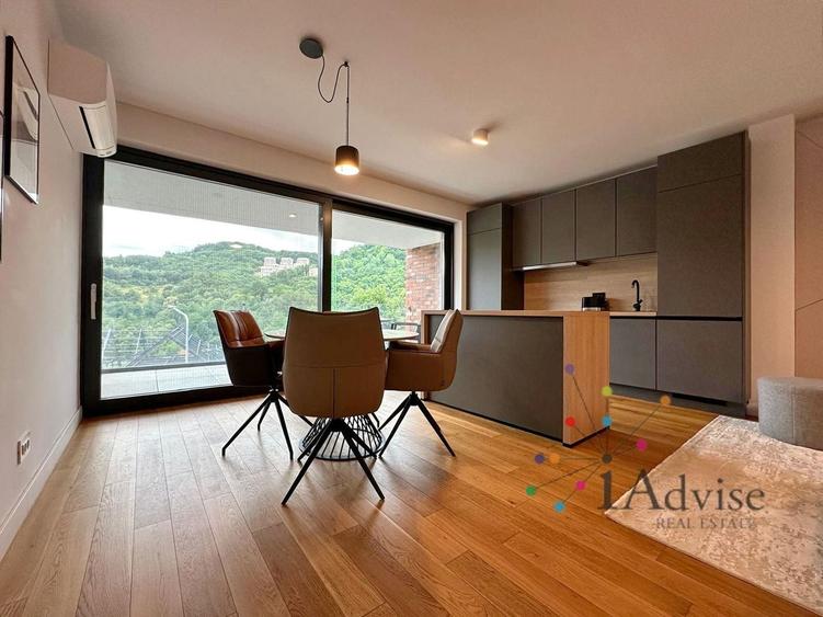 Apartament cu 2 camere decomandat, mobilat în Drumul Poienii