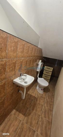 Casă cu 6 camere cu Teren 400 Mp în Oncea