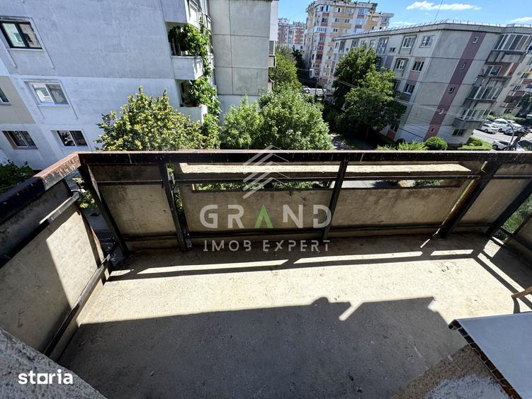 Apartament cu 2 camere decomandat, mobilat în Între Lacuri