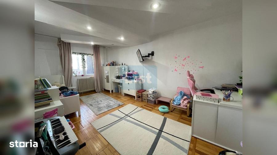 Apartament cu 4 camere decomandat în Luncă