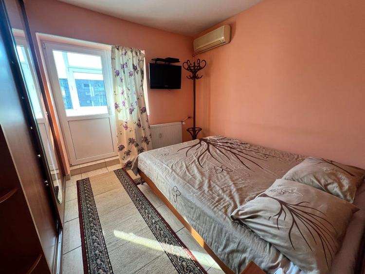 Apartament cu 3 camere decomandat, mobilat în Iancului