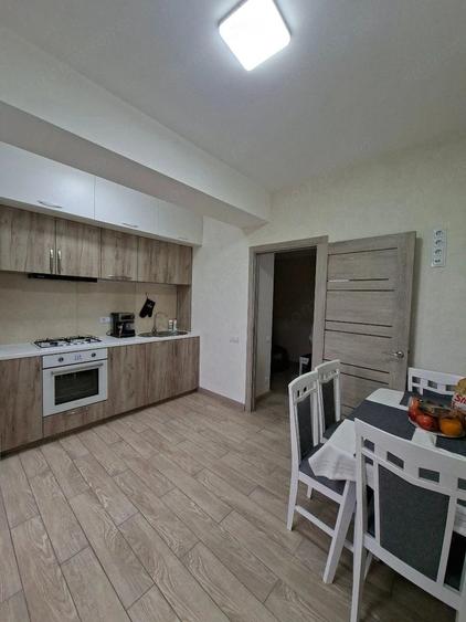 Garsonieră decomandată în Vitan