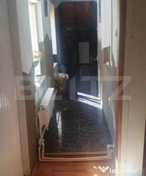 Casă cu 5 camere cu Teren 750 Mp în Central