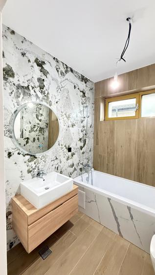 Duplex cu 4 camere cu Canalizare în Pipera