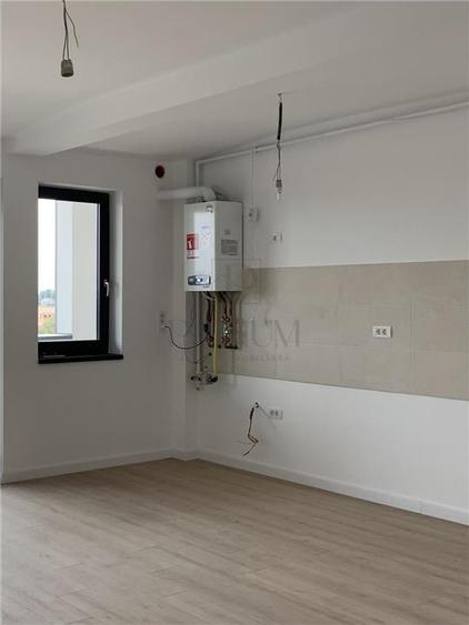 Apartament 2 camere decomandat | Ultimul etaj | Terasă 10,46 mp | Parcare - 6