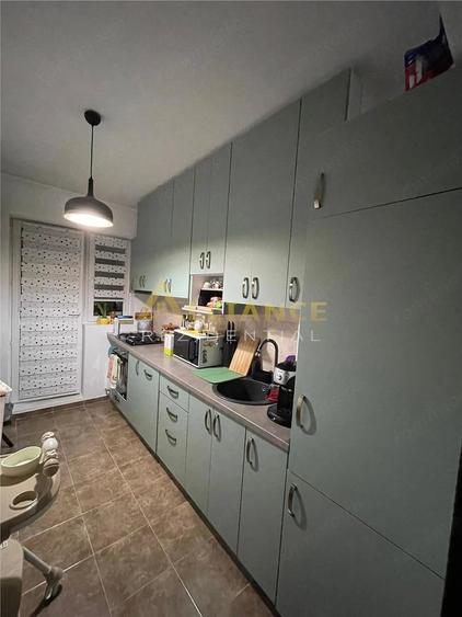 Apartament cu 2 camere decomandat în Metalurgiei