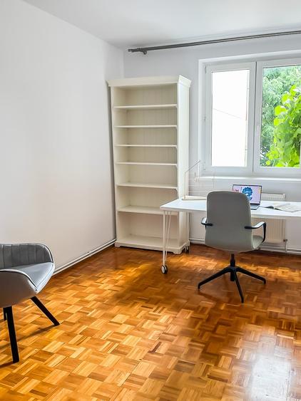 Apartament cu 3 camere decomandat în Ștrand