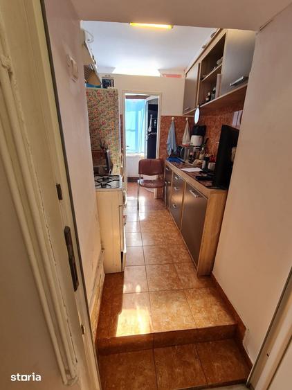 Apartament cu 4 camere decomandat în Ștrand