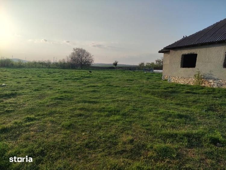 Casă cu 4 camere cu Teren 99 Mp în Baia