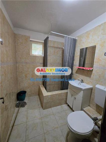 Apartament cu 4 camere decomandat în Crângași