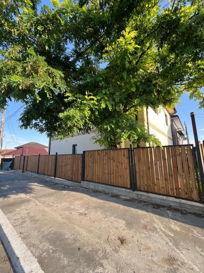 Casă cu 4 camere în Valu lui Traian