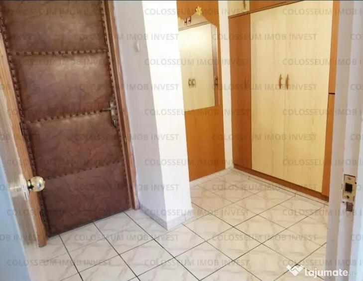 Garsonieră decomandată în Astra