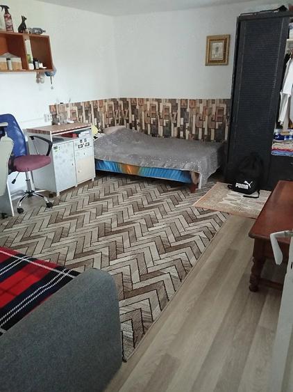 Casă cu 3 camere cu Teren 650 Mp în Moșneni
