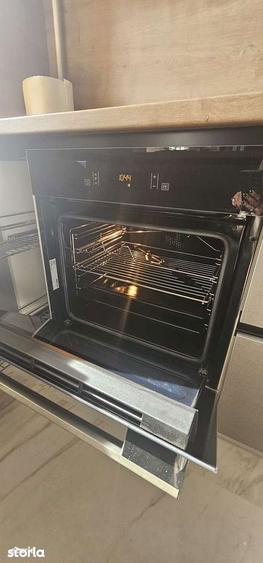 Apartament cu 3 camere, mobilat în Tractorul