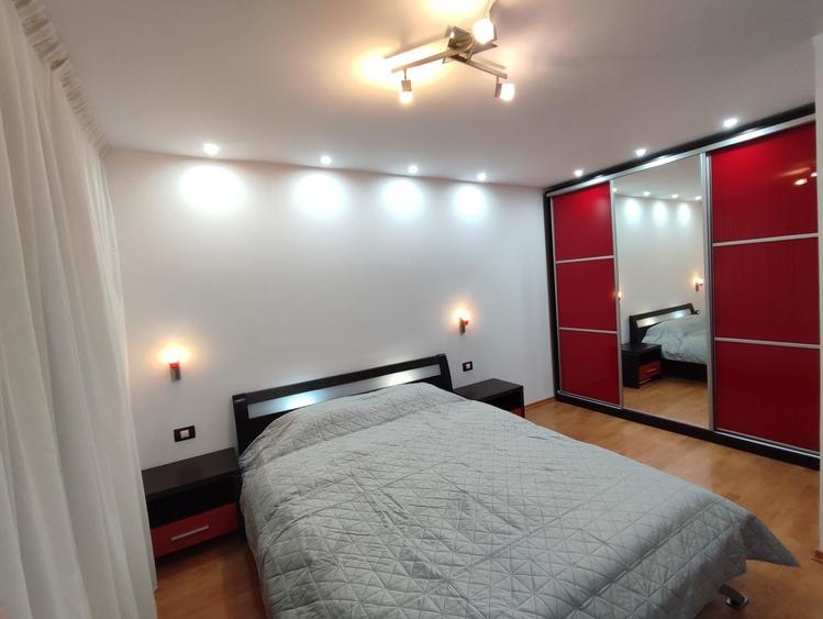 Apartament cu 2 camere decomandat în Nicolina