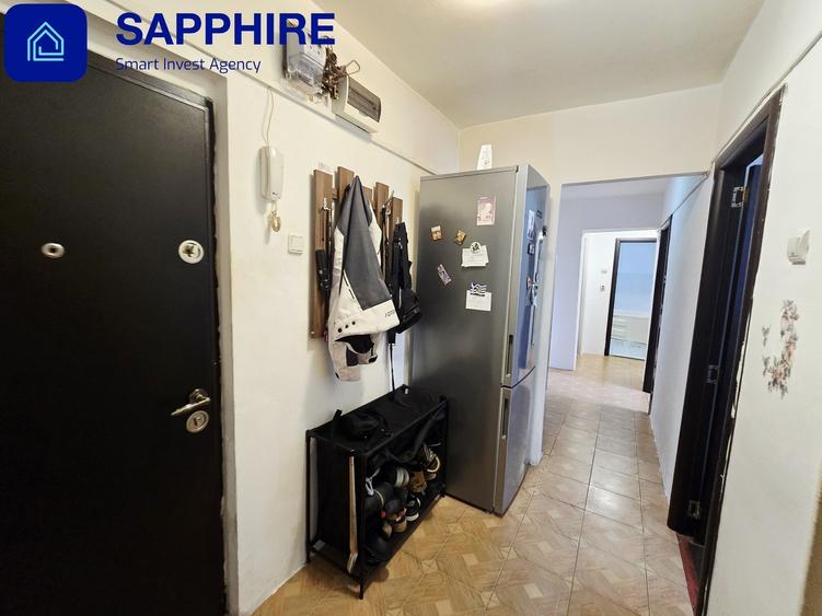 Apartament cu 3 camere decomandat în Veteranilor