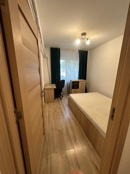 Apartament cu 3 camere decomandat în Drumul Taberei