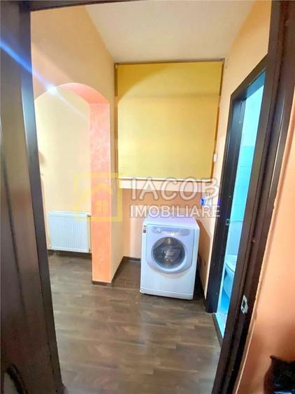Apartament cu 3 camere decomandat în Alecu Russo