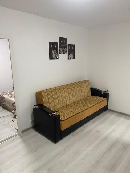 Apartament cu 2 camere semidecomandat în Groapa