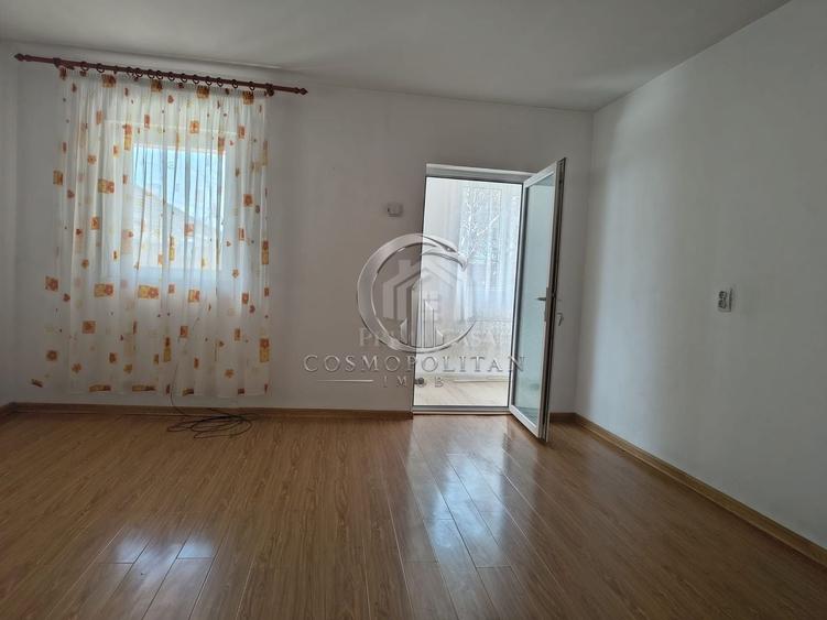 Casă cu 4 camere cu Canalizare în Transilvaniei