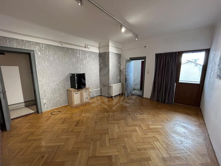 Spațiu comercial, de 105 mp, în Central
