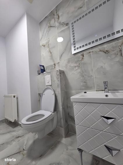 Spațiu comercial, de 100 mp, în Ultracentral